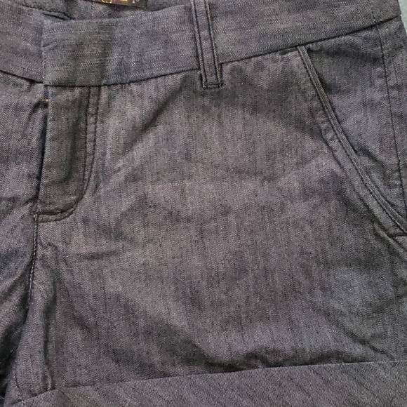 Artizia Talula Shorts - Picture 2 of 6